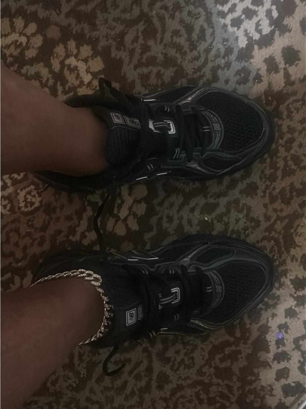 New Balance Black Athletic Lace-Up Running Sneakers